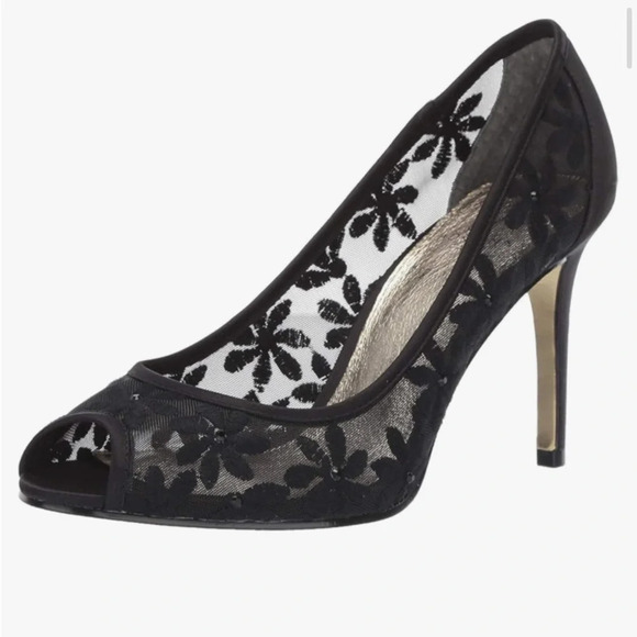 Adrianna Papell Women's Dressy Floral Lace Black Satin Pump Size 6 Wide NIB - Picture 8 of 8
